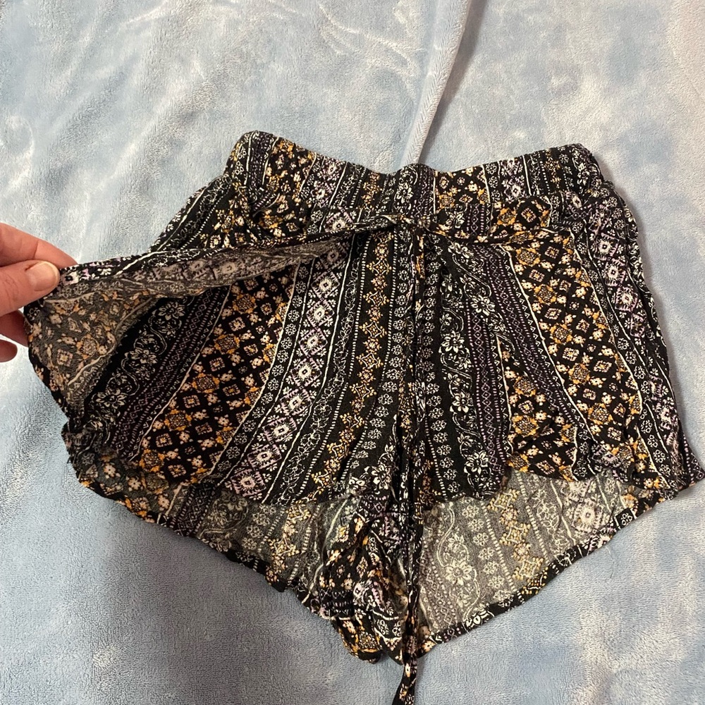Rue 21 Lightweight boho Shorts. Size XS.